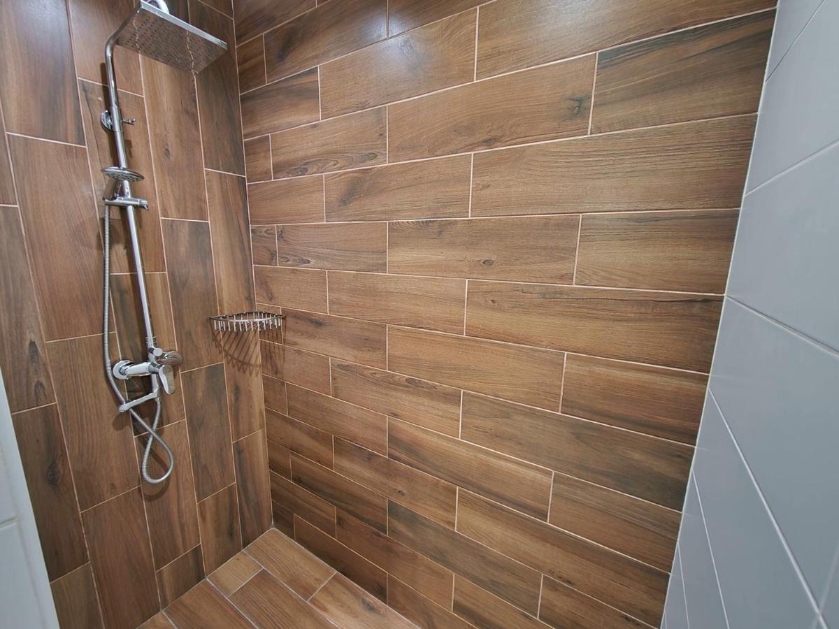 Cozy Apartment On Belvedere Ιβανό-Φρανκίβσκ Εξωτερικό φωτογραφία