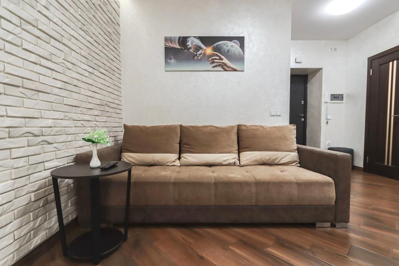 Cozy Apartment On Belvedere Ιβανό-Φρανκίβσκ Εξωτερικό φωτογραφία